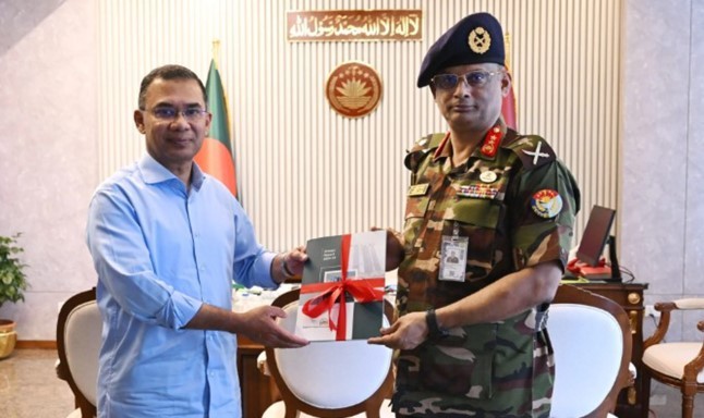 প্রধানমন্ত্রীর সাথে বেপজা নির্বাহী চেয়ারম্যানের সৌজন্য সাক্ষাৎ